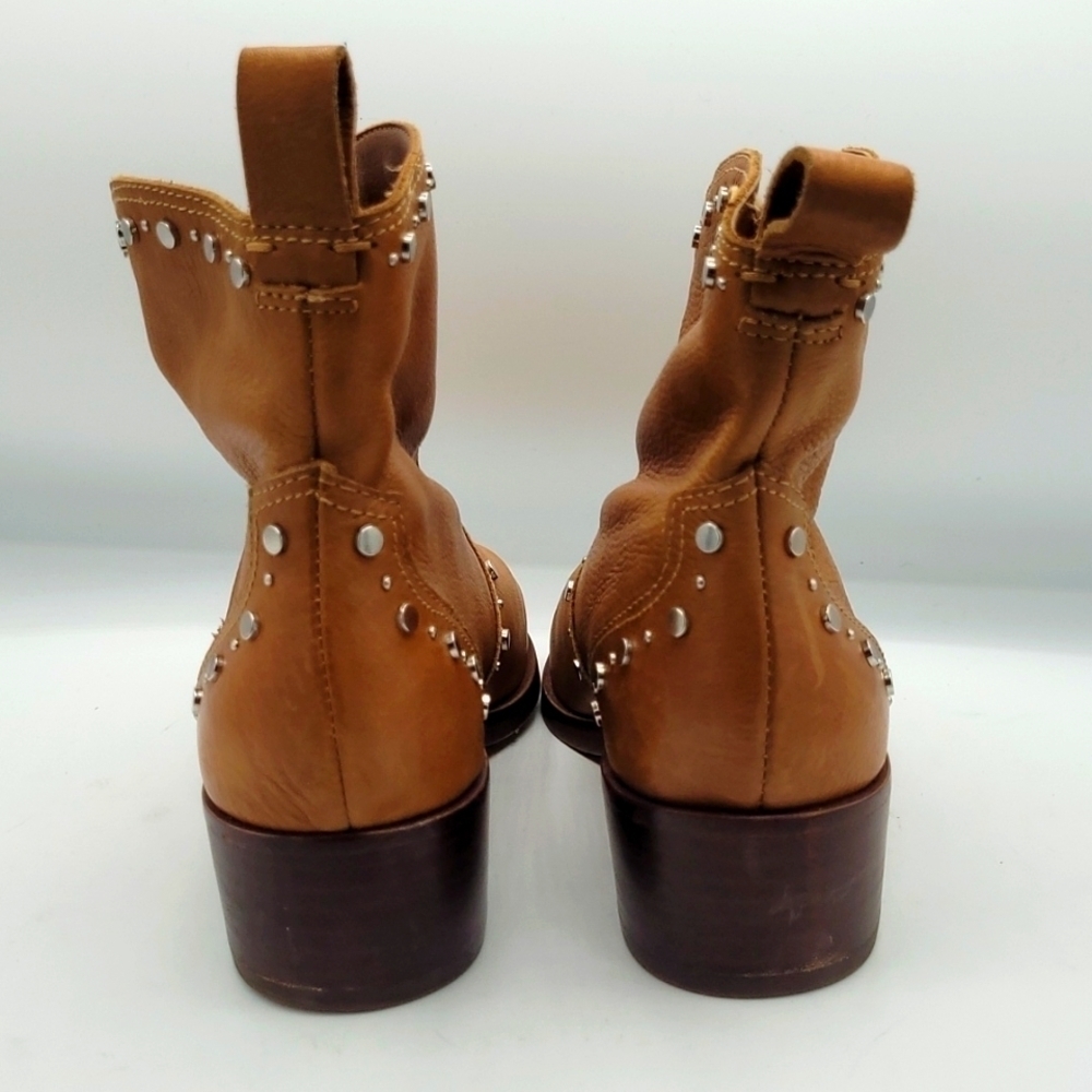 Dolce Vita Cognac Tobin Studded Western Leather Ankle Boots/Booties Size 7.5 - Picture 5 of 13